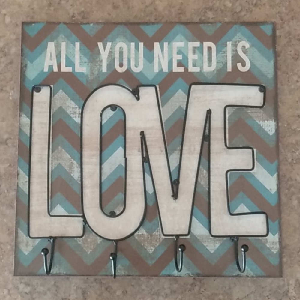 Love wall decor key holder
